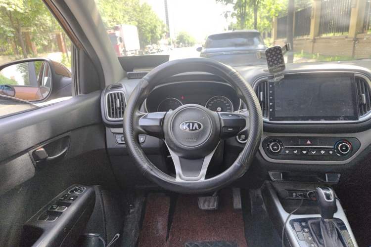 Used Kia KX3 2017 1.6L Automatic Aoya 15th Anniversary Special Edition Steering Wheel