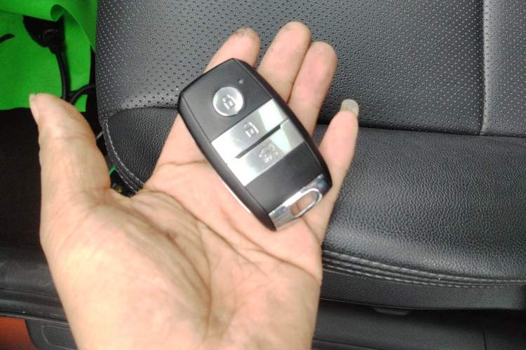 Used Kia KX3 2017 1.6L Automatic Aoya Version Vehicle Key