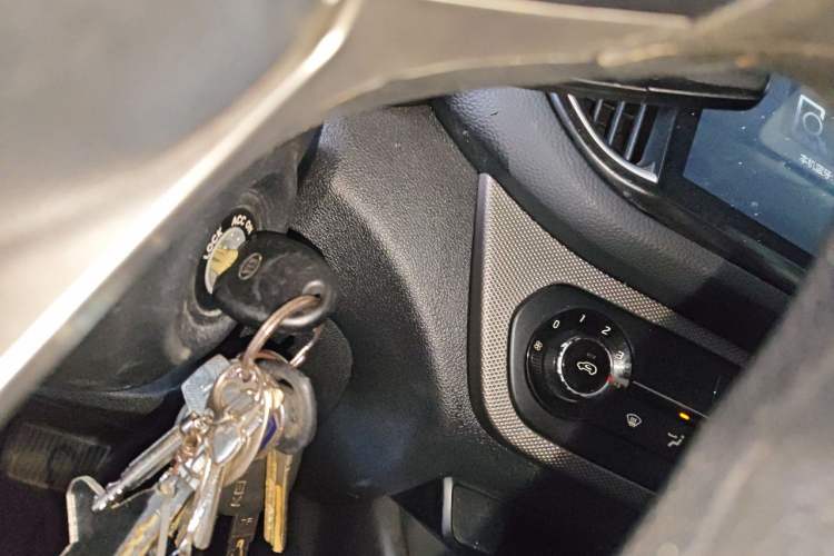 Used Kia KX3 2017 1.6L Automatic Aoya Version Vehicle Key