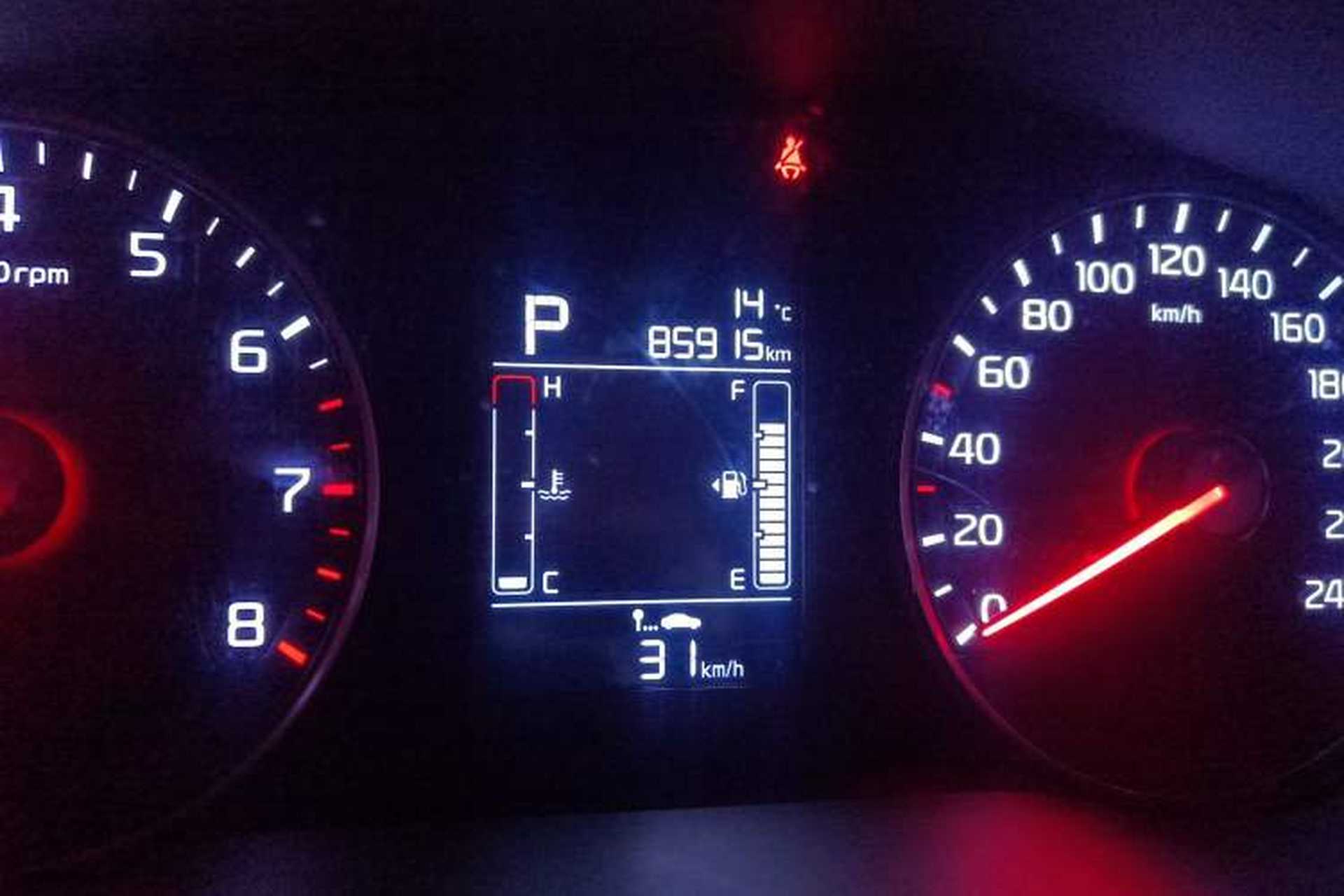 Used Kia KX3 2017 1.6L Automatic Aoya Version Odometer Close Up