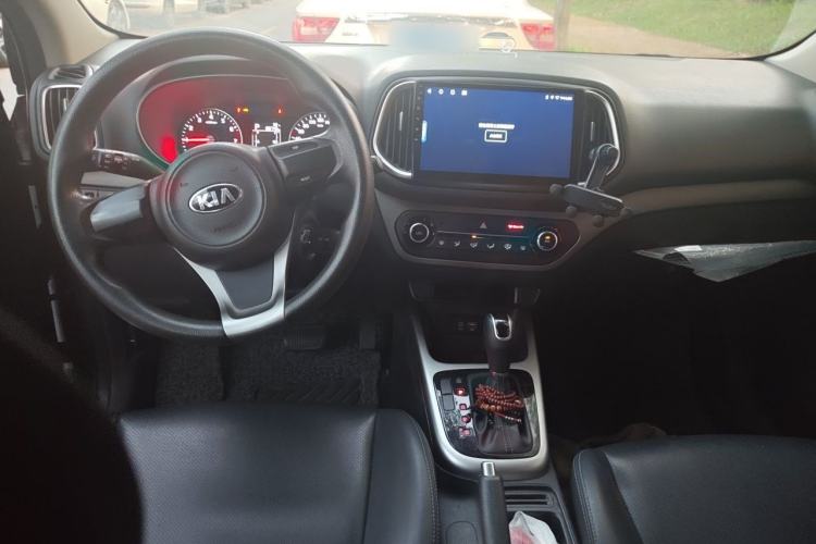 Used Kia KX3 2017 1.6L Automatic Aoya Version Center Console