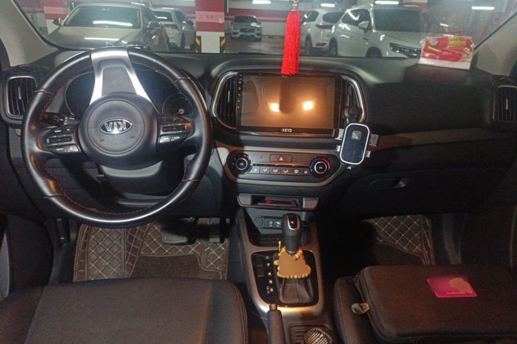 Used Kia KX3 2017 1.6L Automatic Aoya Version Center Console