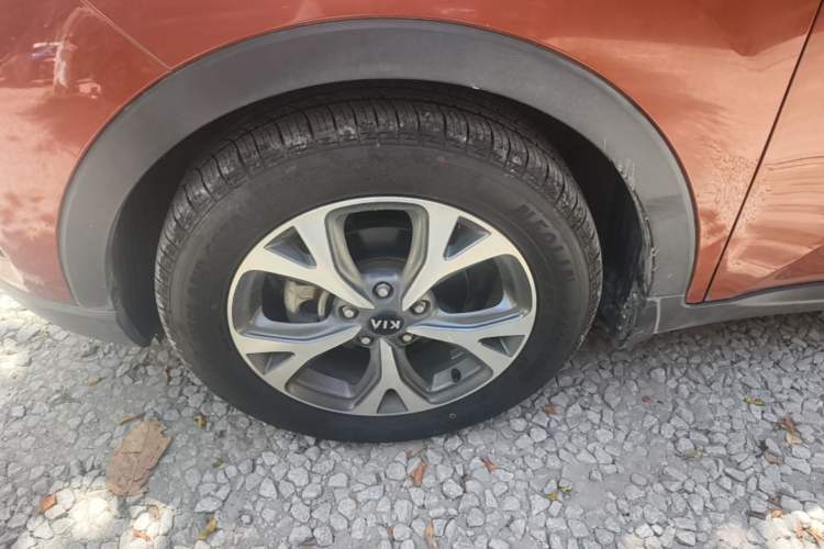 Used Kia KX3 2017 1.6L Automatic Aoya Version Left Front Wheel Hub