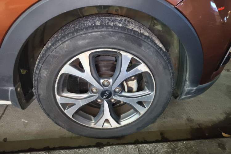 Used Kia KX3 2017 1.6L Automatic Aoya Version Exterior 1