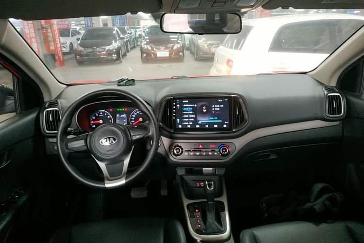 Used Kia KX3 2017 1.6L Automatic Aoya Version Center Console