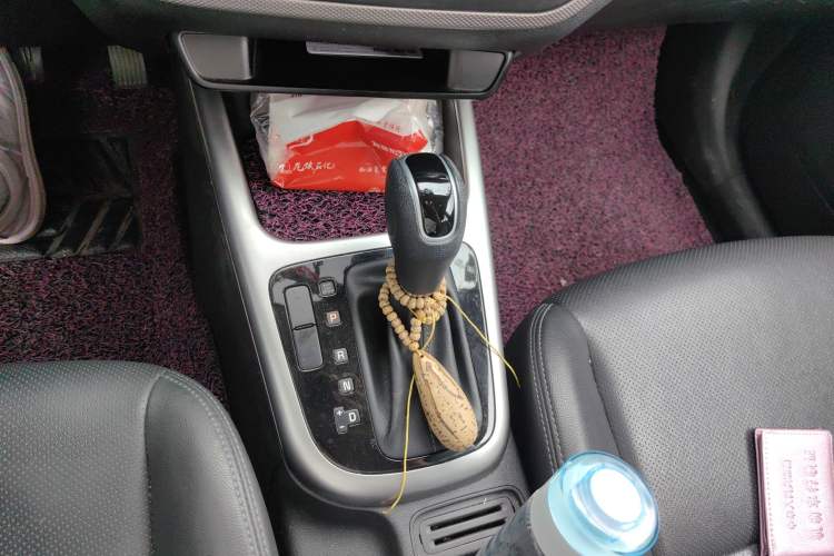 Used Kia KX3 2017 1.6L Automatic Aoya Version Gear Lever