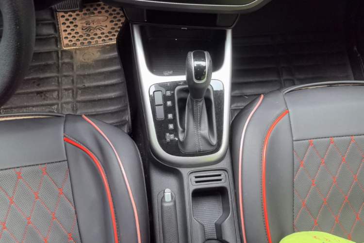 Used Kia KX3 2017 1.6L Automatic Aoya Version Gear Lever