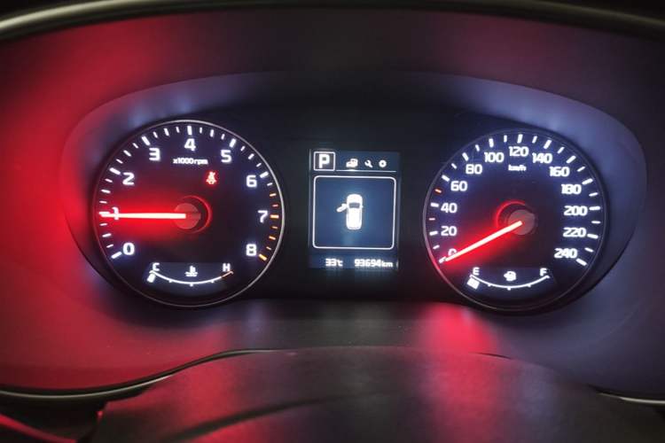 Used Kia KX3 2017 1.6T Automatic Aozun Edition Instrument Cluster