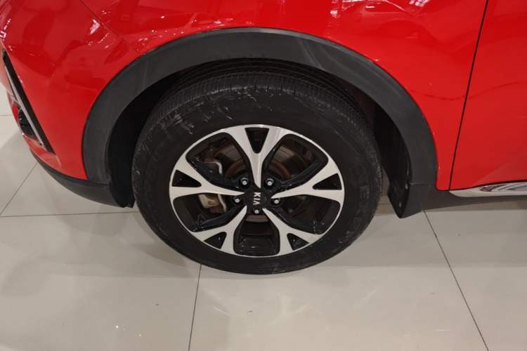 Used Kia KX3 2017 1.6T Automatic Aozun Edition Left Front Wheel Hub