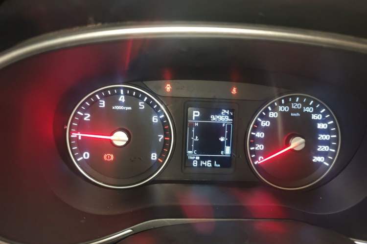 Used Kia KX3 2017 1.6L Automatic Aoya 15th Anniversary Special Edition Odometer Close Up