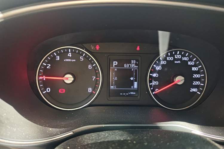 Used Kia KX3 2017 1.6L Automatic Aoya Version Odometer Close Up