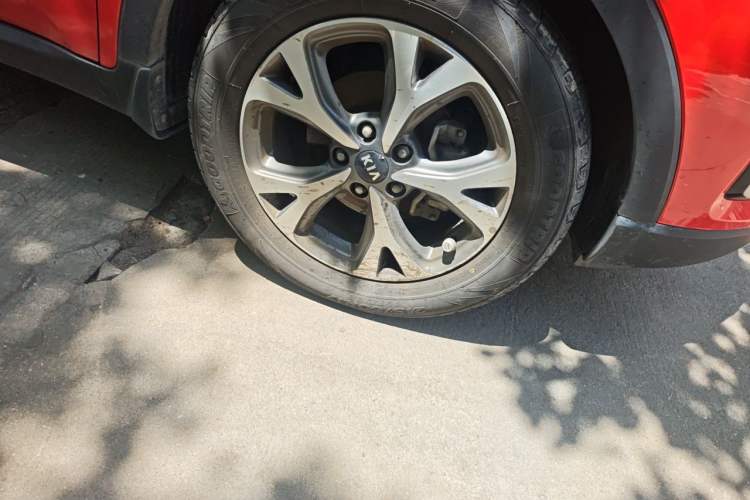 Used Kia KX3 2017 1.6L Automatic Aoya Version Right Front Wheel Hub