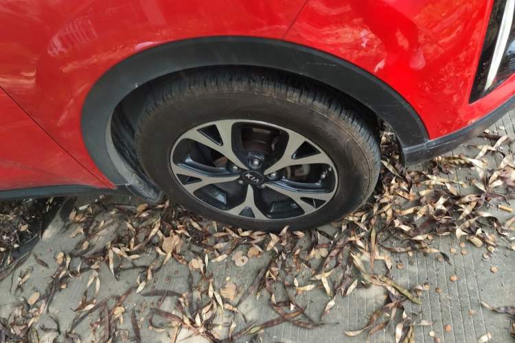 Used Kia KX3 2017 1.6L Automatic Aoya Version Right Front Wheel Hub