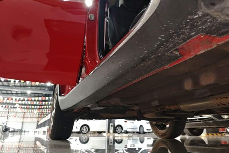 Used Kia KX3 2017 1.6T Automatic Aozun Edition Right Side Sill