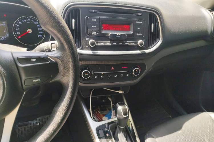 Used Kia KX3 2017 1.6L Automatic Aoya Version Audio And AC Panel
