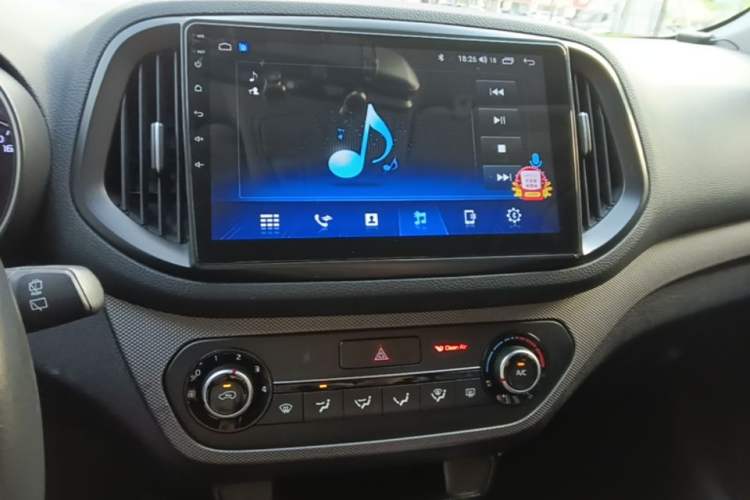 Used Kia KX3 2017 1.6T Automatic Aoya Edition Audio And AC Panel