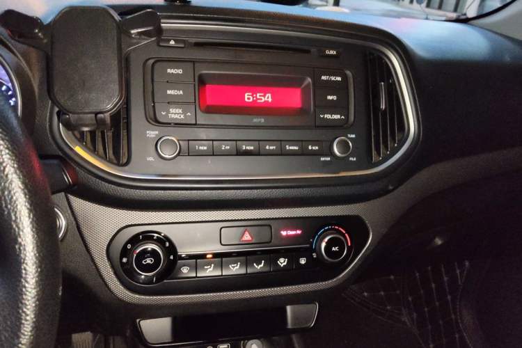Used Kia KX3 2017 1.6L Automatic Aoya Version Audio And AC Panel