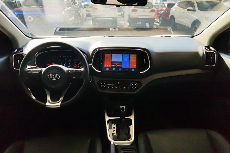 Used Kia KX3 2017 1.6L Automatic Aoya Version Center Console