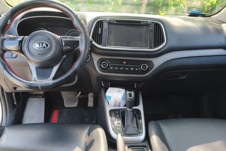 Used Kia KX3 2017 1.6L Automatic Aoya Version Center Console