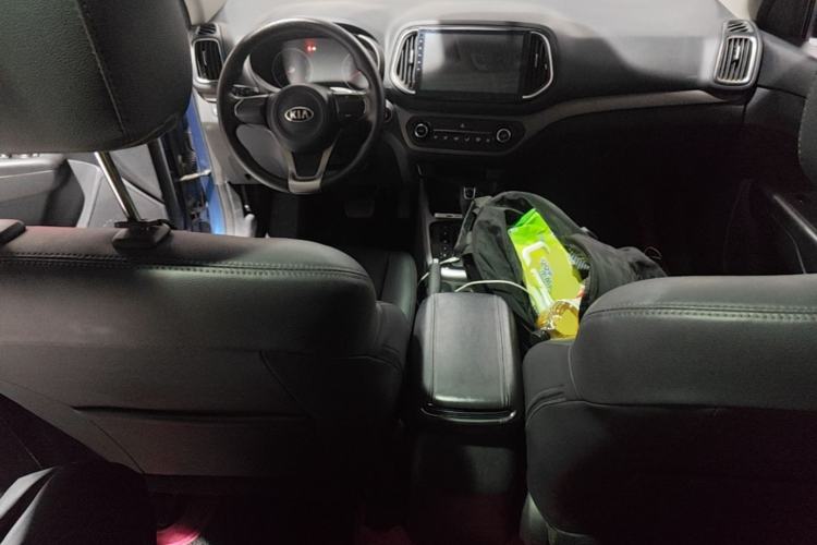 Used Kia KX3 2017 1.6L Automatic Aoya Version Center Console