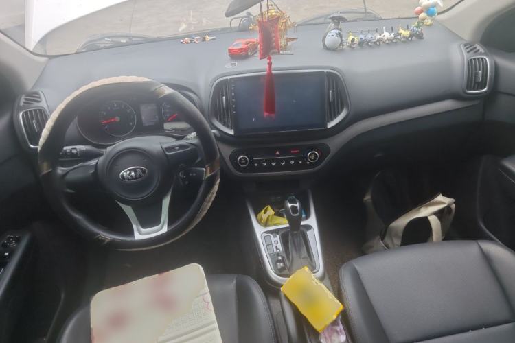 Used Kia KX3 2017 1.6L Automatic Aoya Version Center Console