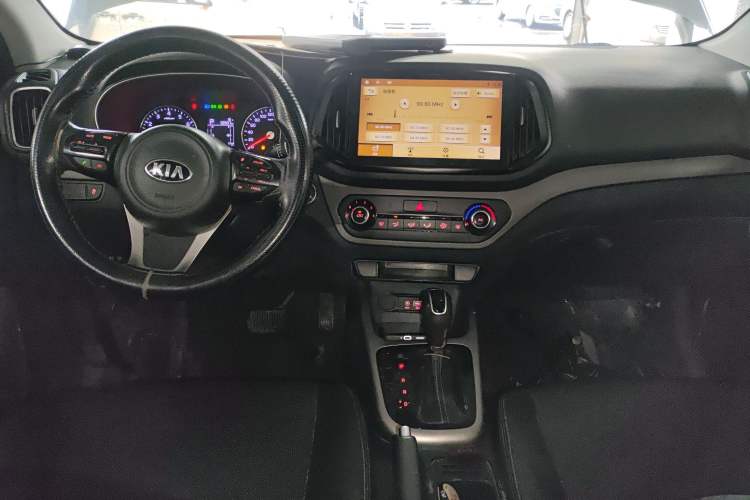 Used Kia KX3 2017 1.6L Automatic Aoya Version Center Console