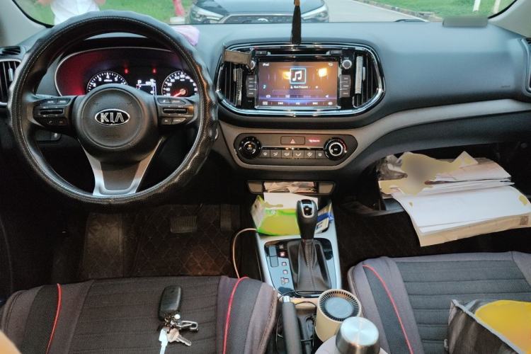 Used Kia KX3 2017 1.6L Automatic Aoya Version Center Console