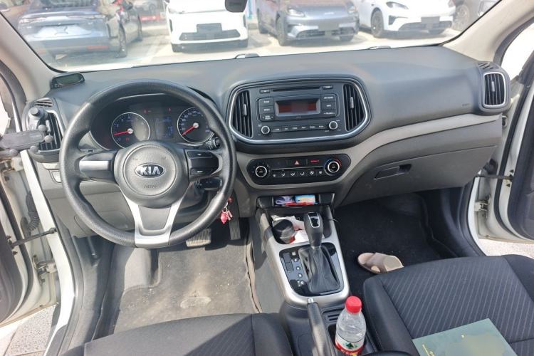 Used Kia KX3 2017 1.6L Automatic Aofeng Edition Center Console