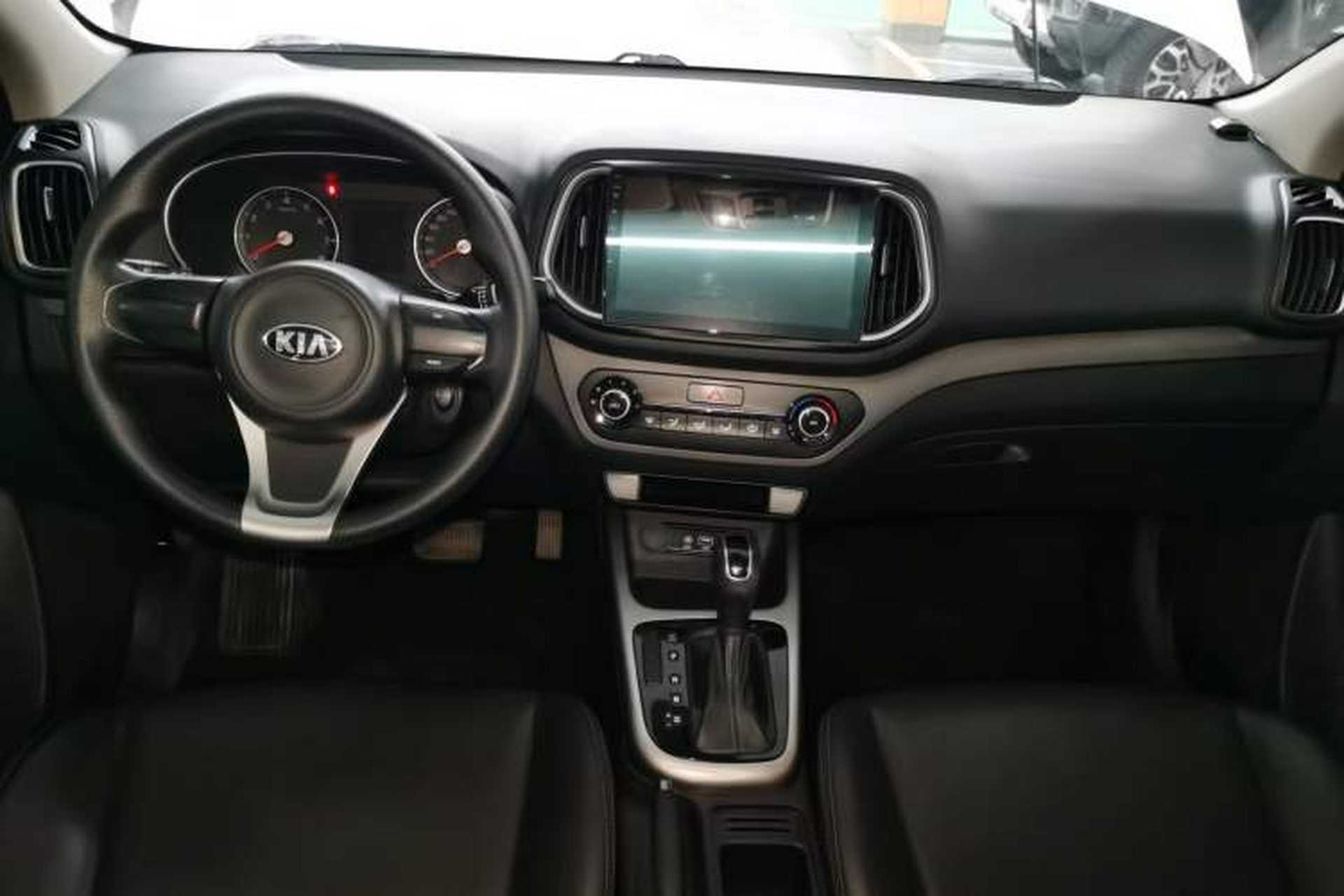 Used Kia KX3 2017 1.6L Automatic Aoya Version Center Console