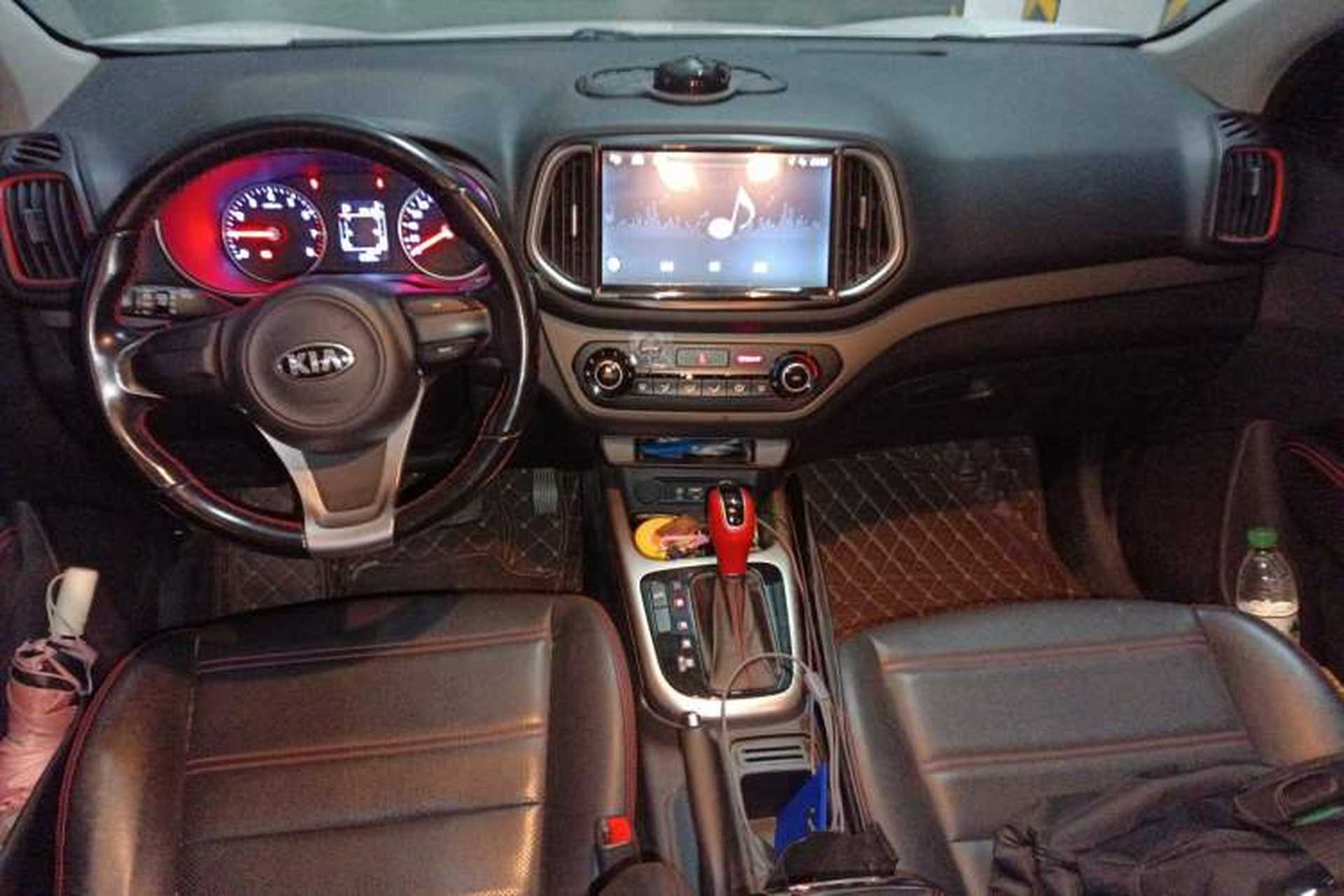 Used Kia KX3 2017 1.6T Automatic Aoya Edition Center Console