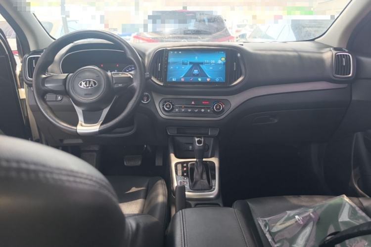 Used Kia KX3 2017 1.6L Automatic Aoya Version Center Console