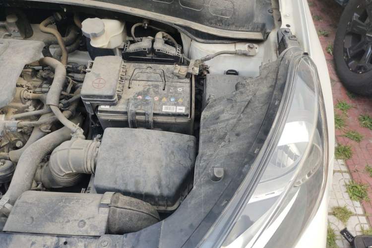 Used Kia KX3 2017 1.6L Automatic Aoya Version Engine Bay Left