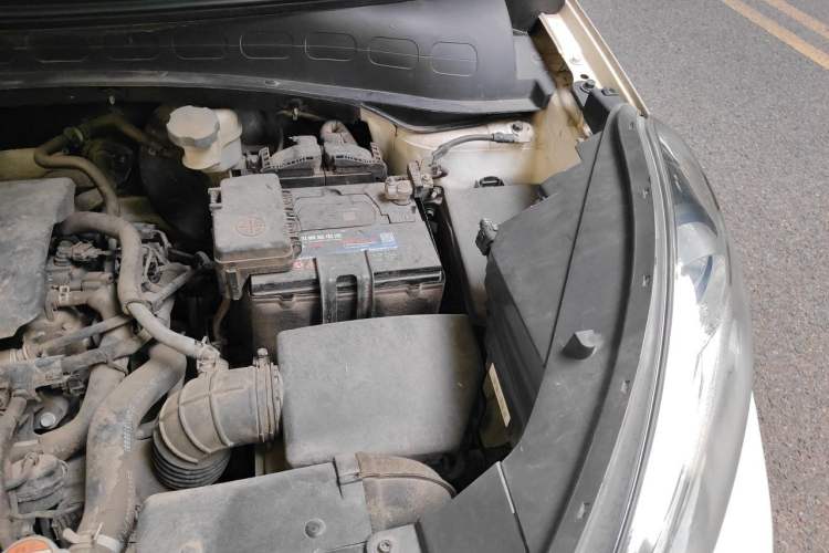 Used Kia KX3 2017 1.6L Automatic Aoya Version Engine Bay Left