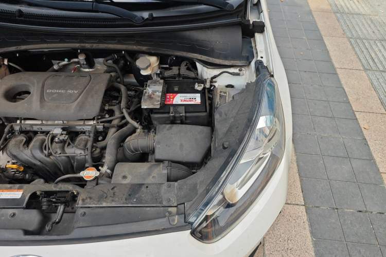 Used Kia KX3 2017 1.6L Automatic Aozun Edition Engine Bay Left