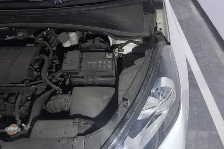 Used Kia KX3 2017 1.6L Automatic Aoya Version Engine Bay Left