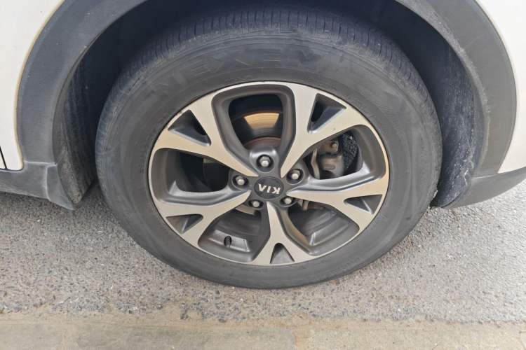 Used Kia KX3 2017 1.6L Automatic Aoya Version Exterior 1