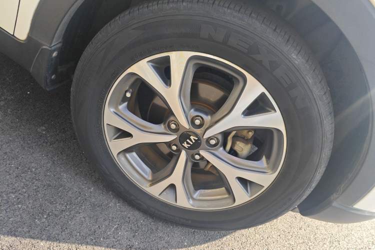 Used Kia KX3 2017 1.6L Automatic Aoya Version Exterior 1