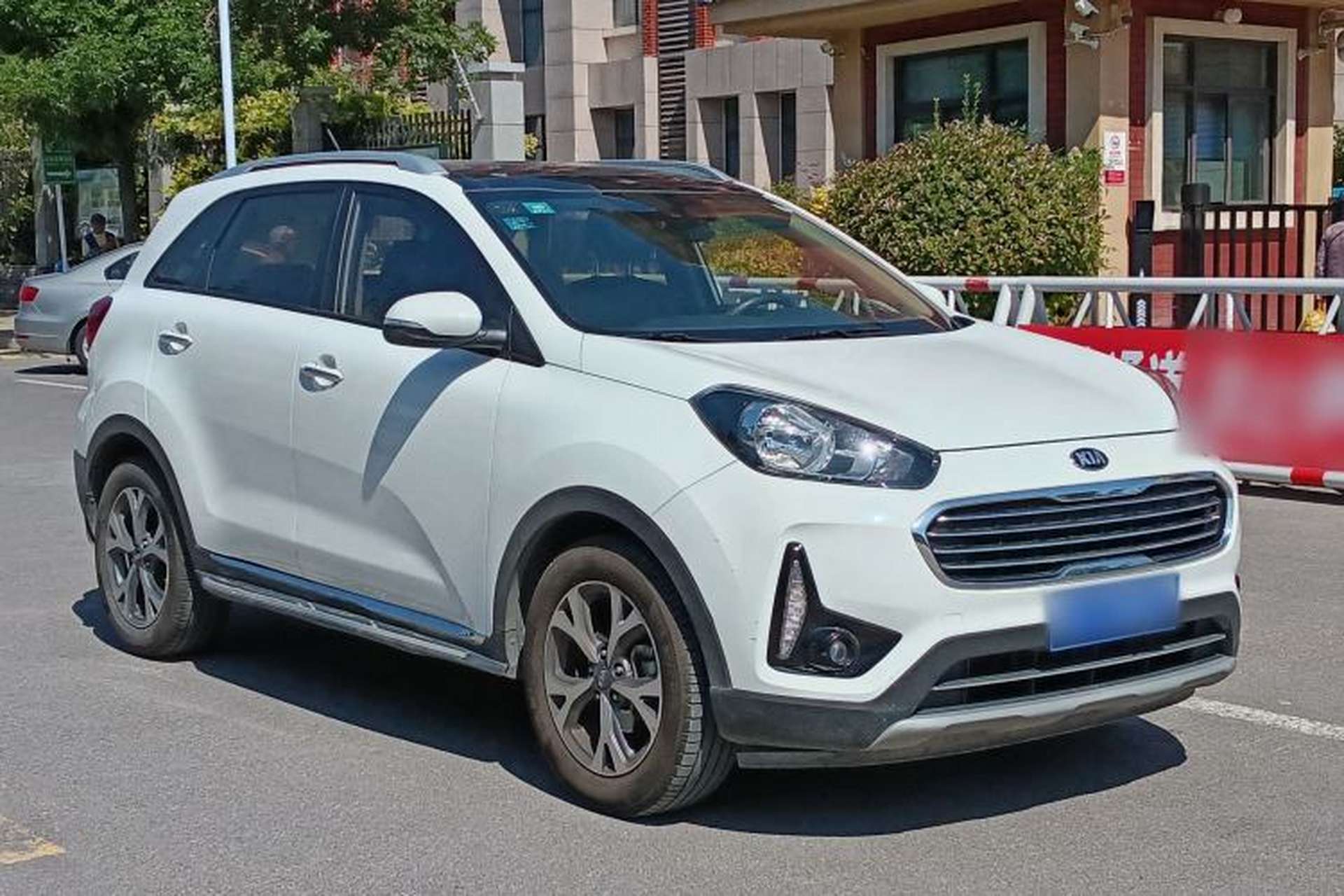 Used Kia KX3 2017 1.6L Automatic Aoya Version Exterior 2