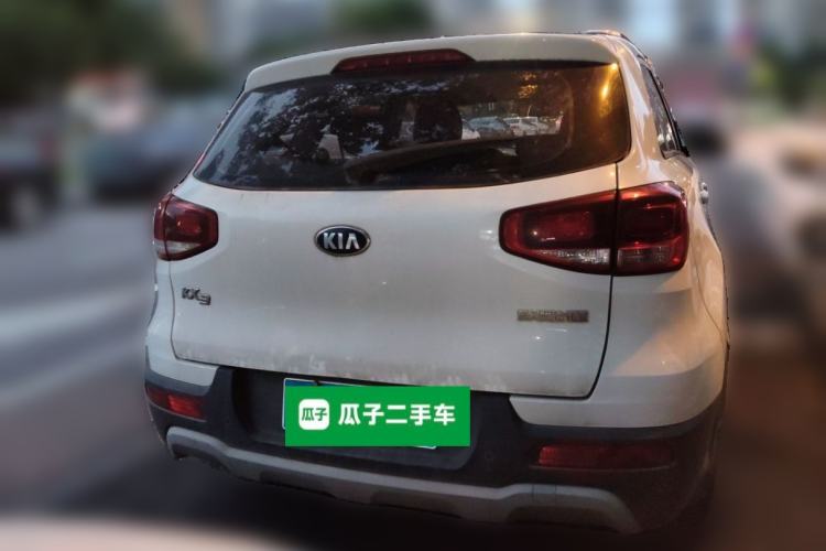 Used Kia KX3 2017 1.6L Automatic Aoya Version Exterior 4
