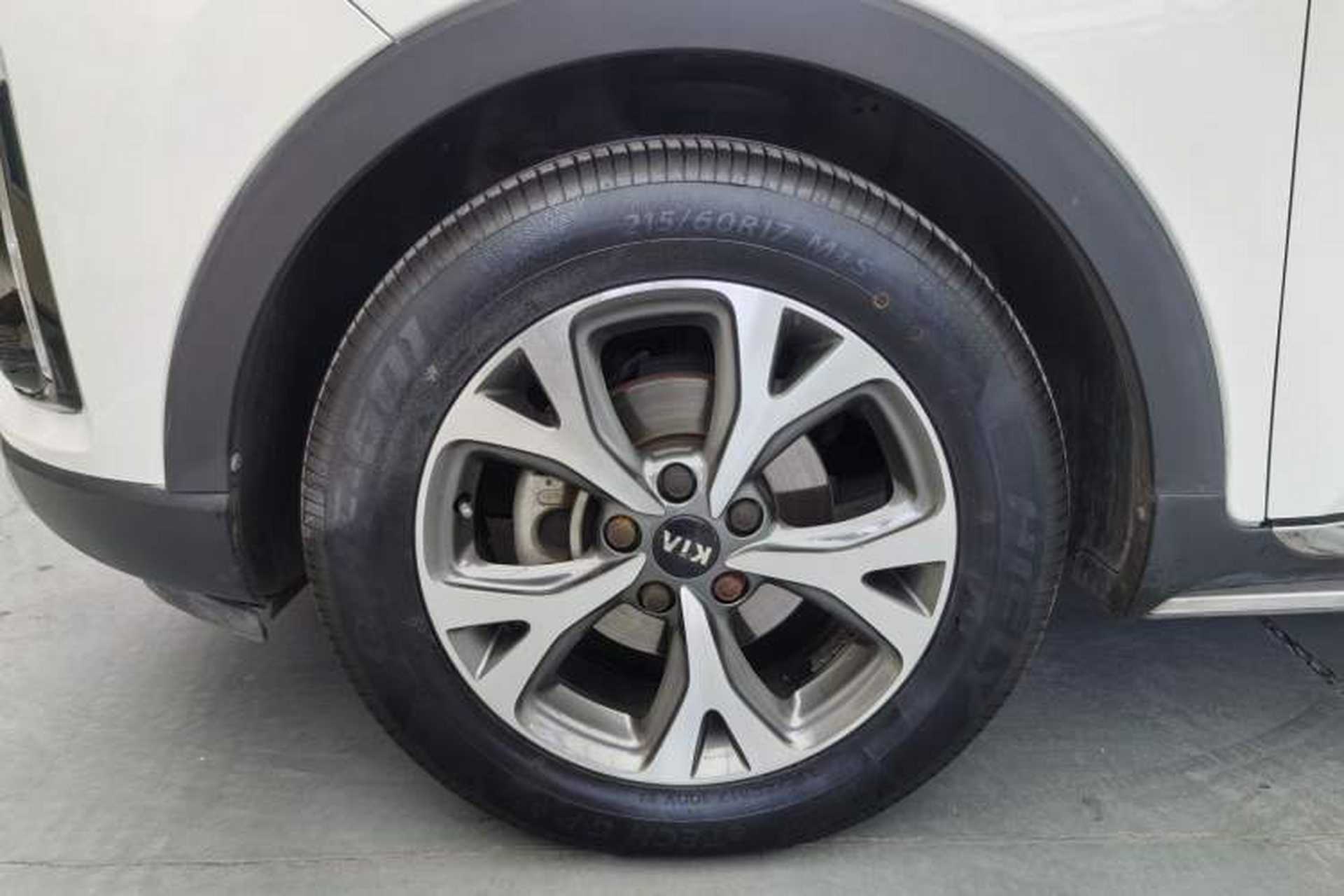 Used Kia KX3 2017 1.6L Automatic Aoya Version Exterior 4