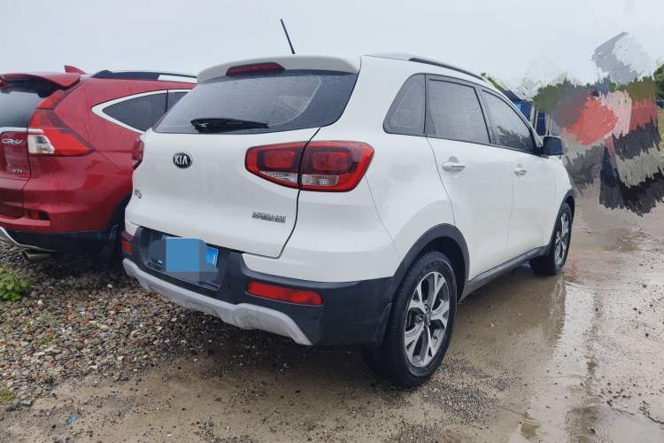 Used Kia KX3 2017 1.6L Automatic Aoya Version Exterior 5