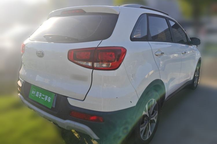 Used Kia KX3 2017 1.6L Automatic Aoya Version Exterior 5