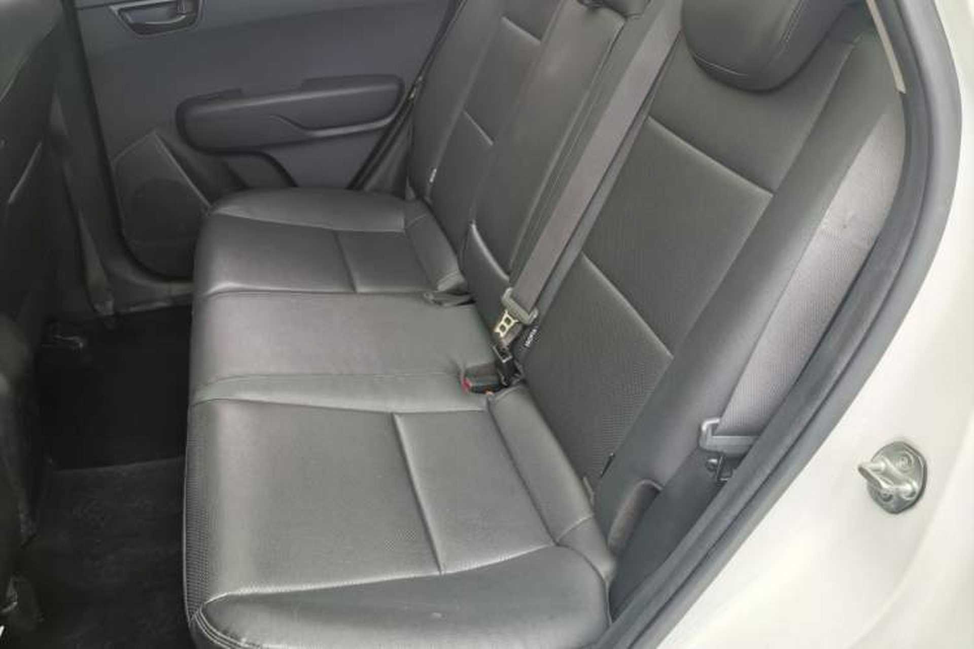 Used Kia KX3 2017 1.6L Automatic Aoya Version Exterior 6