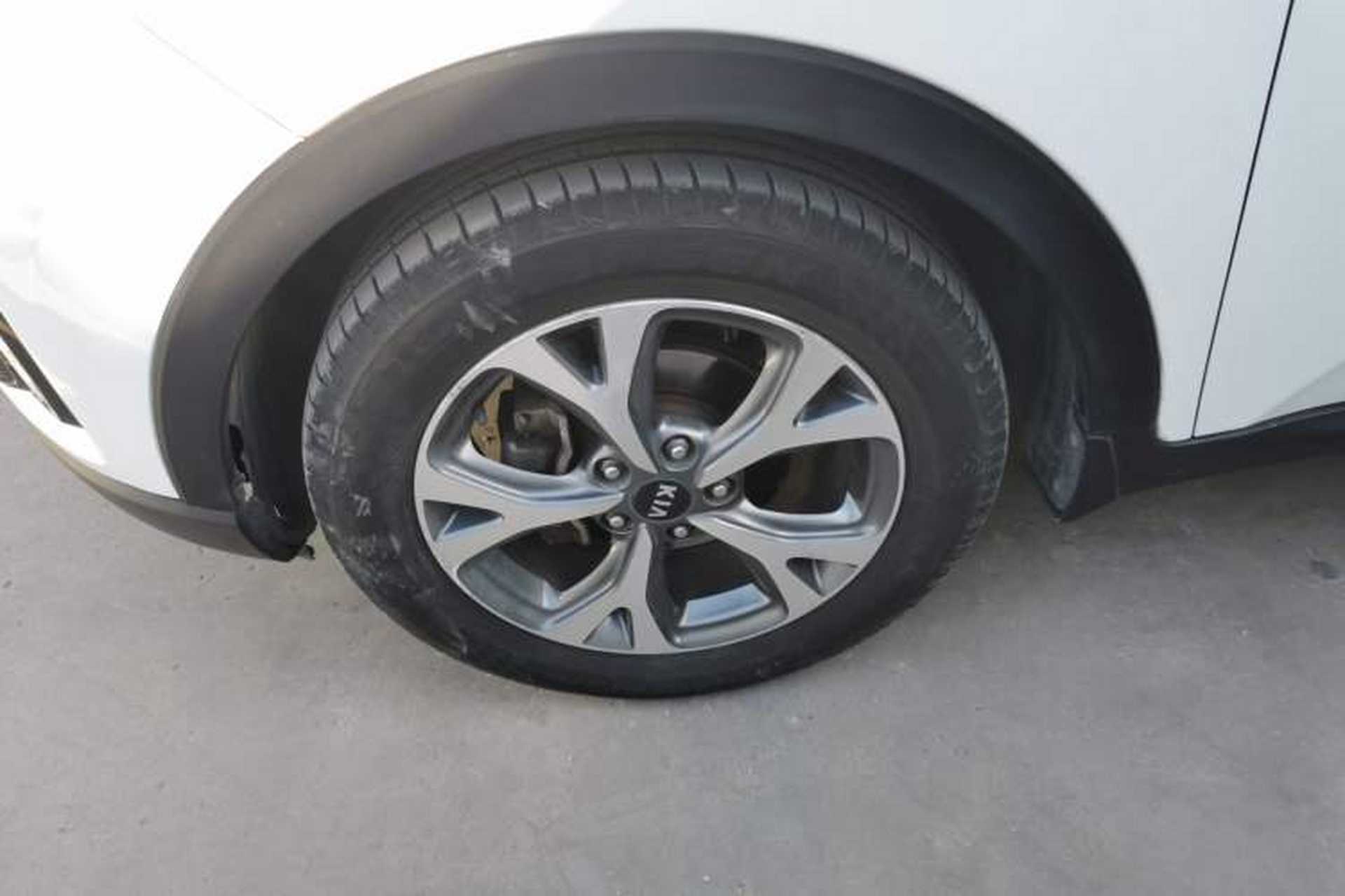 Used Kia KX3 2017 1.6L Automatic Aoya Version Exterior 7