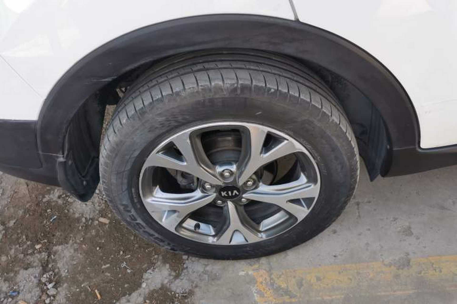 Used Kia KX3 2017 1.6L Automatic Aoya Version Exterior 8