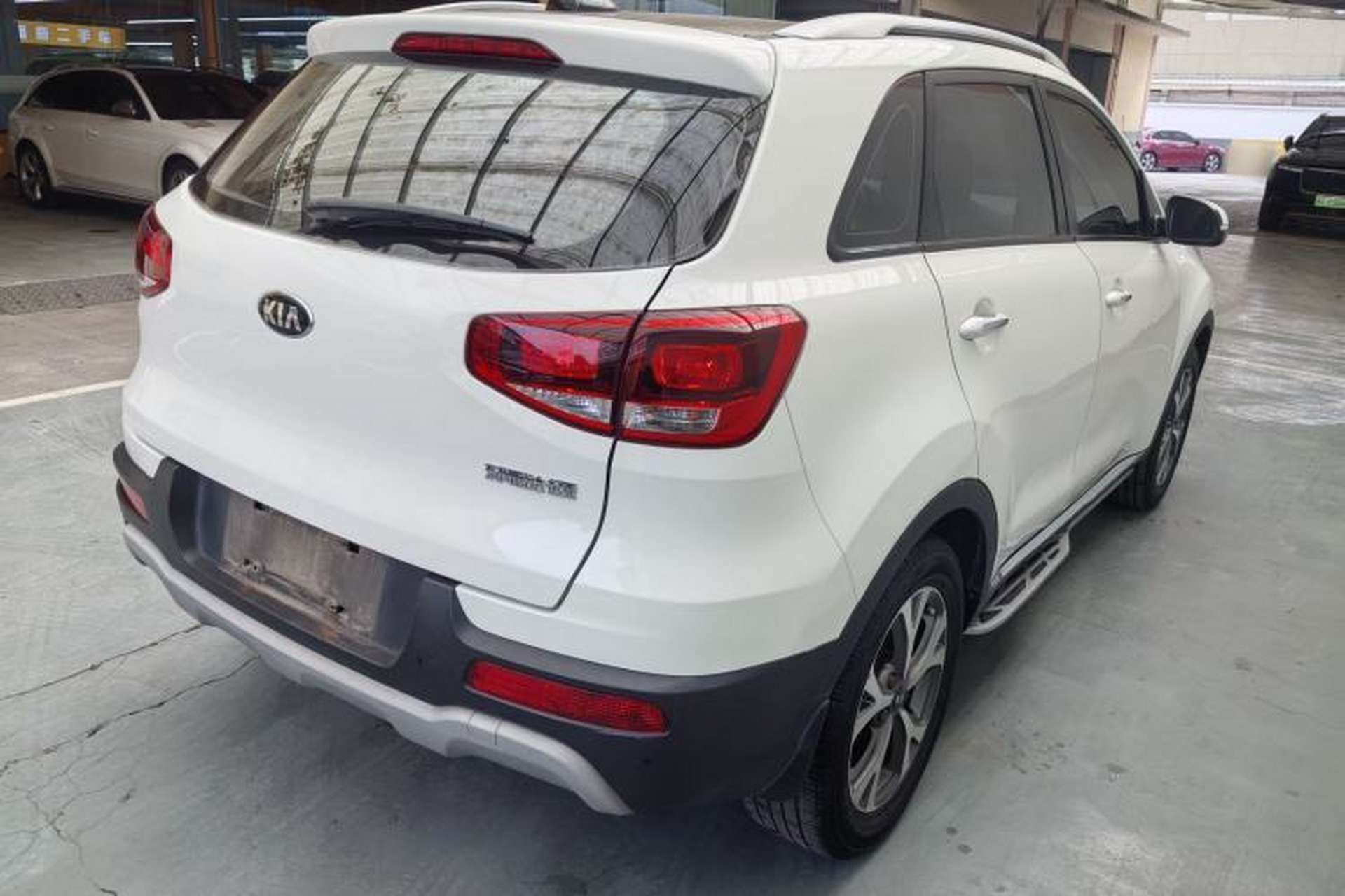 Used Kia KX3 2017 1.6L Automatic Aoya Version Exterior 9