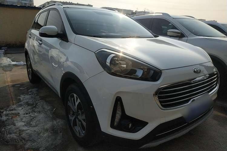 Used Kia KX3 2017 1.6L Automatic Aoya Version Front Right 45 Deg