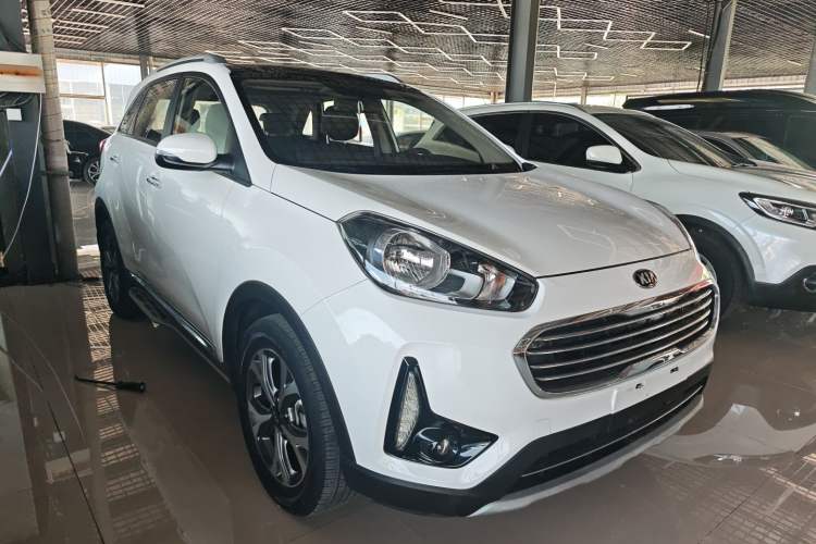 Used Kia KX3 2017 1.6L Automatic Aoya Version Front Right 45 Deg