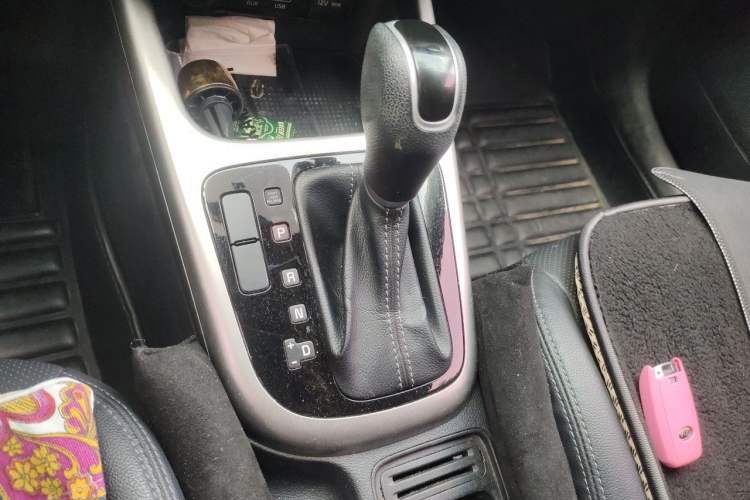Used Kia KX3 2017 1.6L Automatic Aoya Version Gear Lever