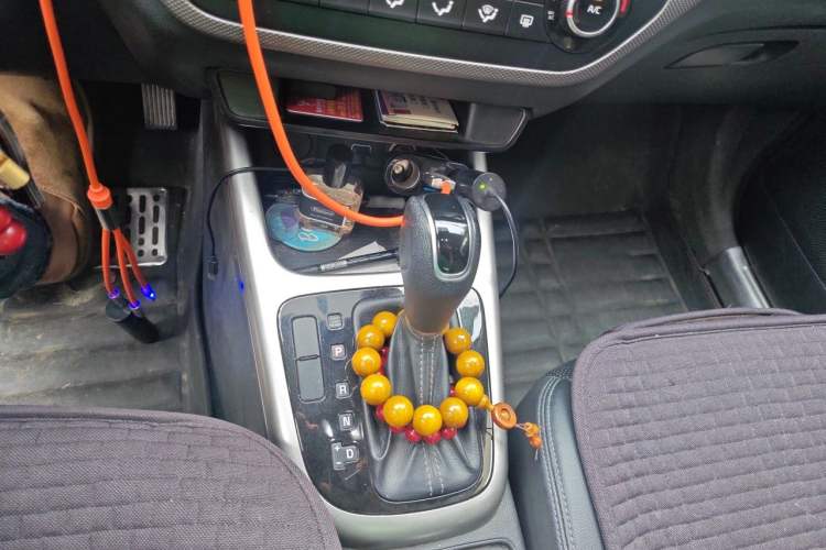 Used Kia KX3 2017 1.6L Automatic Aoya Version Gear Lever